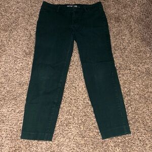 Old Navy Women's Pixie Mid Rise Dark Green Pants Size 8 Regular Straight Leg.